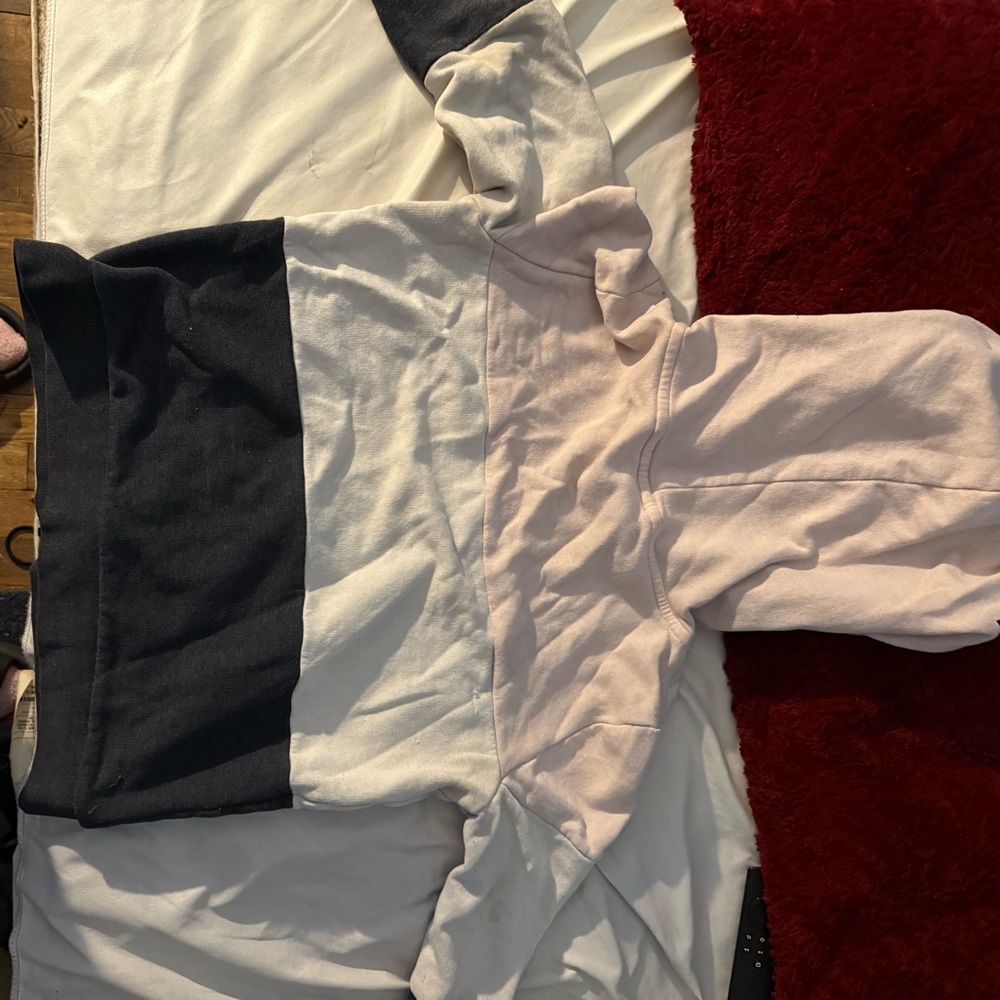 Selling a PINK sweatshirt